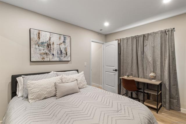 MLS #250032669SD image #5