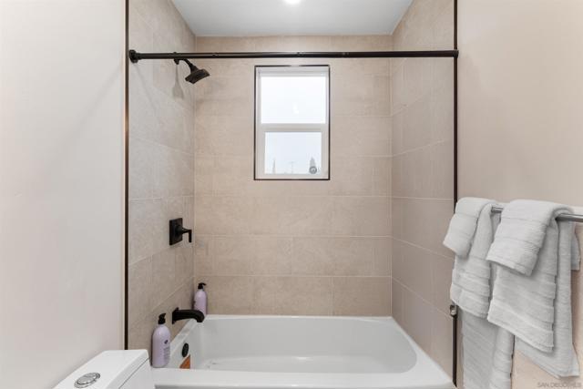 MLS #250032669SD image #7