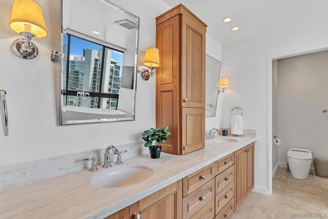 MLS #250032782SD image #34