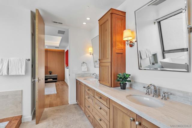 MLS #250032782SD image #37