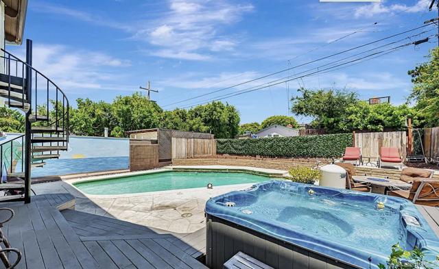 MLS #250032897SD image #17