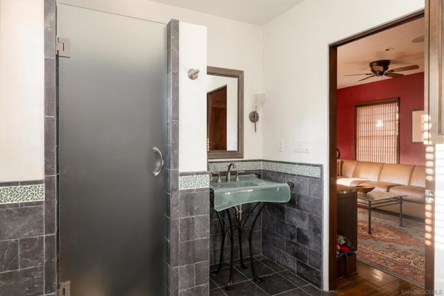 MLS #250032982SD image #18