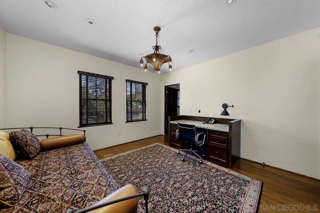 MLS #250032982SD image #19