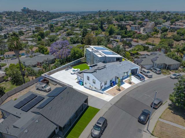 MLS #250033032SD image #32