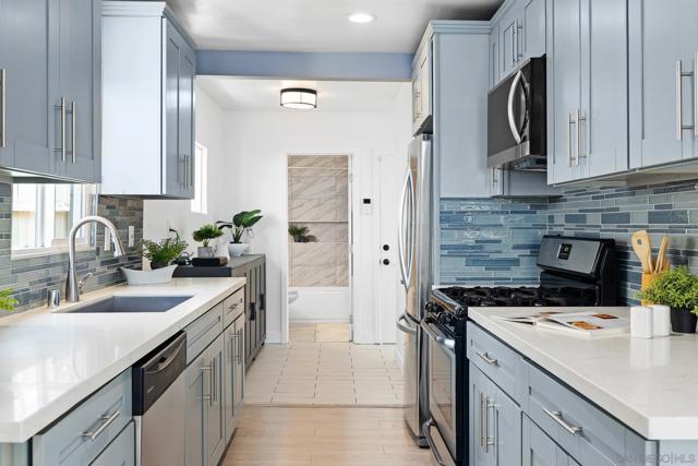 MLS #250033060SD image #12