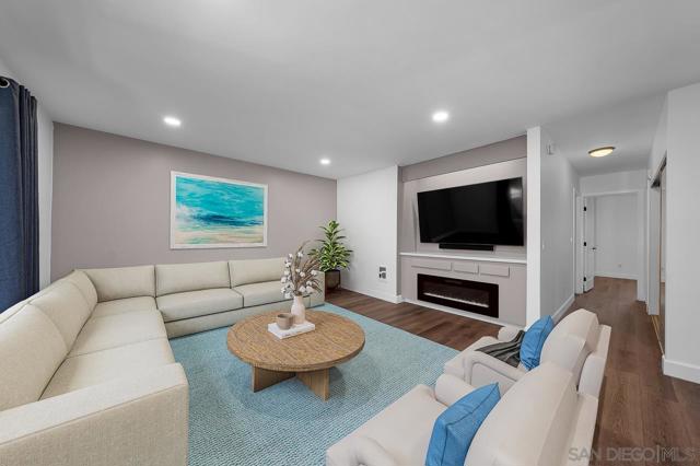 MLS #250033062SD image #2