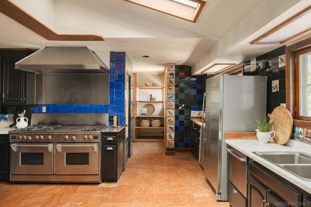 MLS #250033066SD image #17