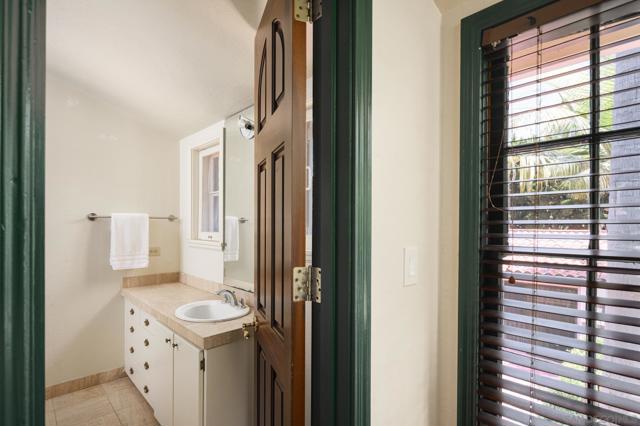 MLS #250033066SD image #35