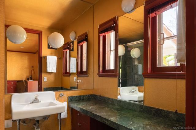 MLS #250033066SD image #37