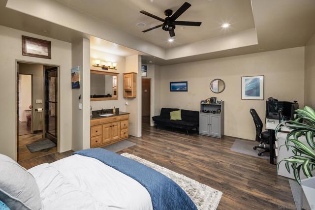 MLS #250033229SD image #36