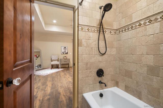 MLS #250033229SD image #39