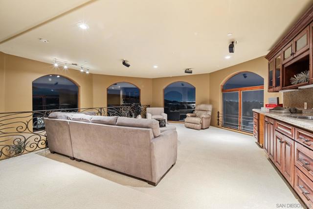 MLS #250033229SD image #51