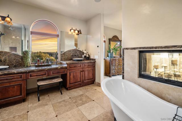 MLS #250033229SD image #59