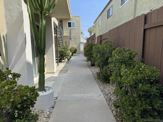 MLS #250033252SD image #5
