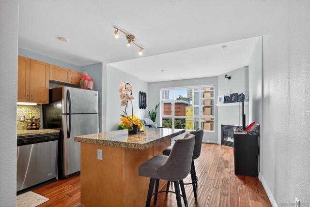 MLS #250033334SD image #4