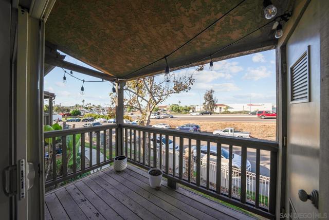 MLS #250033548SD image #11