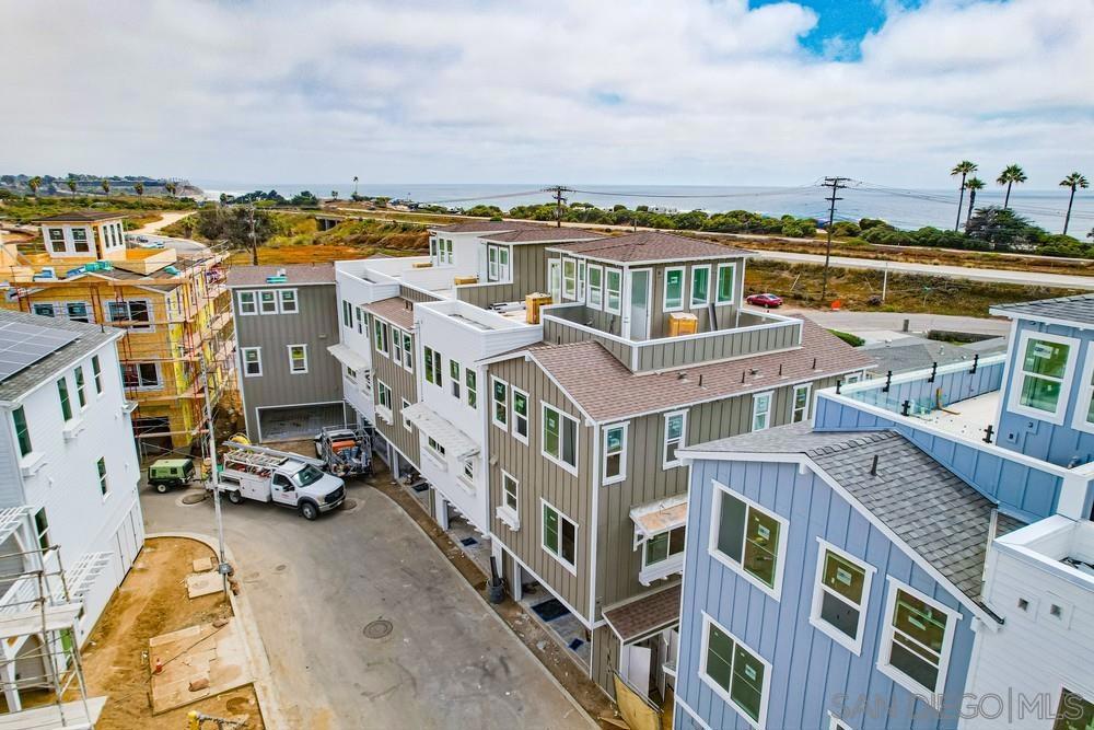 MLS #250033763SD image #11