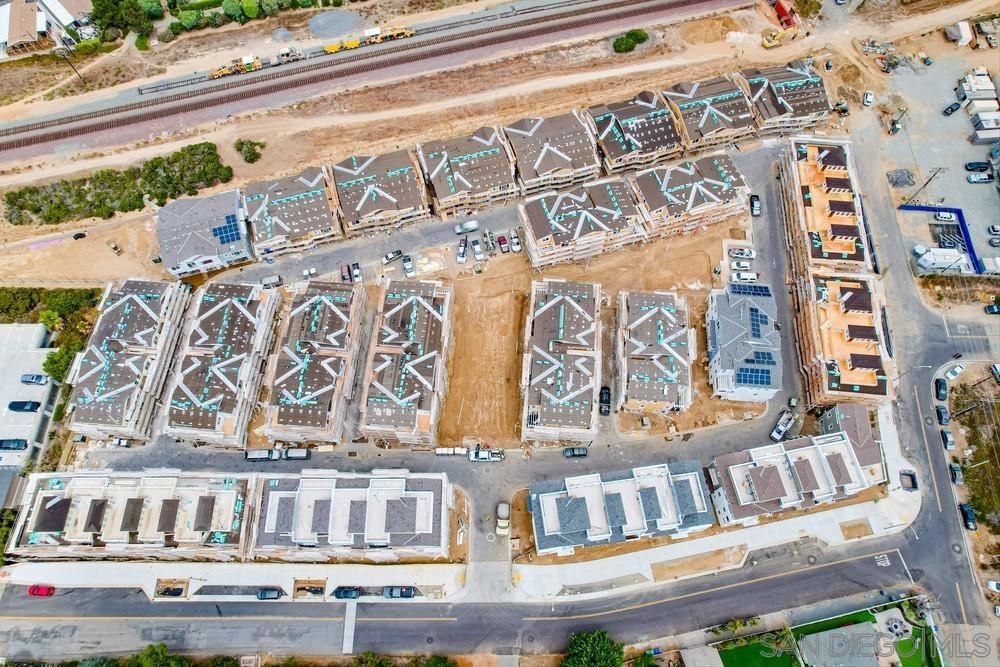 MLS #250033789SD image #14