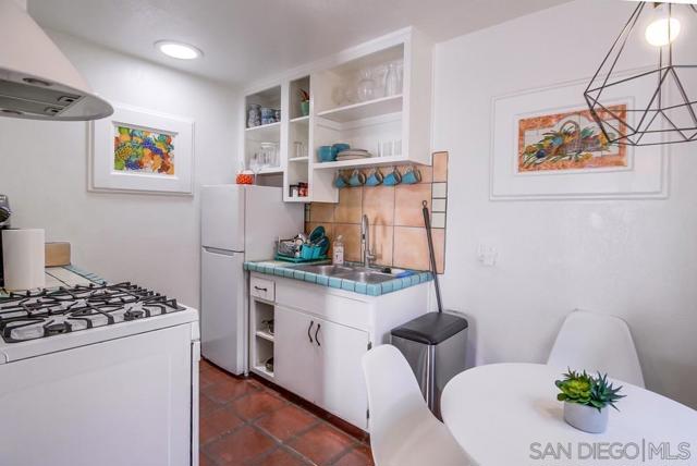MLS #250034228SD image #12