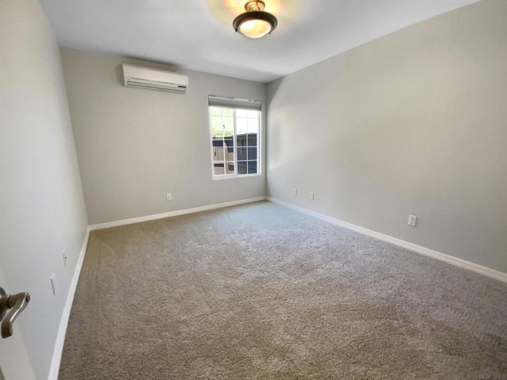 MLS #250034302SD image #15