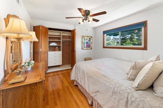 MLS #250034319SD image #25