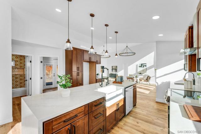 MLS #250034419SD image #10