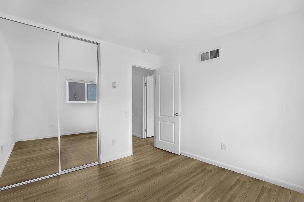 MLS #250034573SD image #10