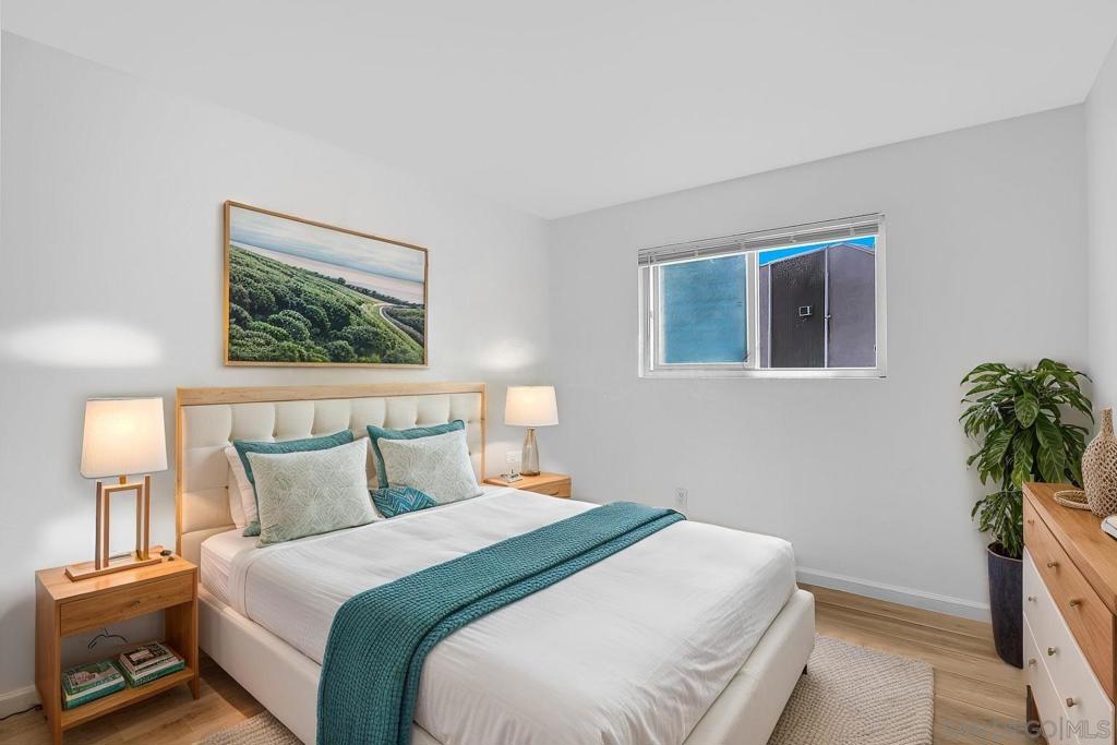 MLS #250034573SD image #9