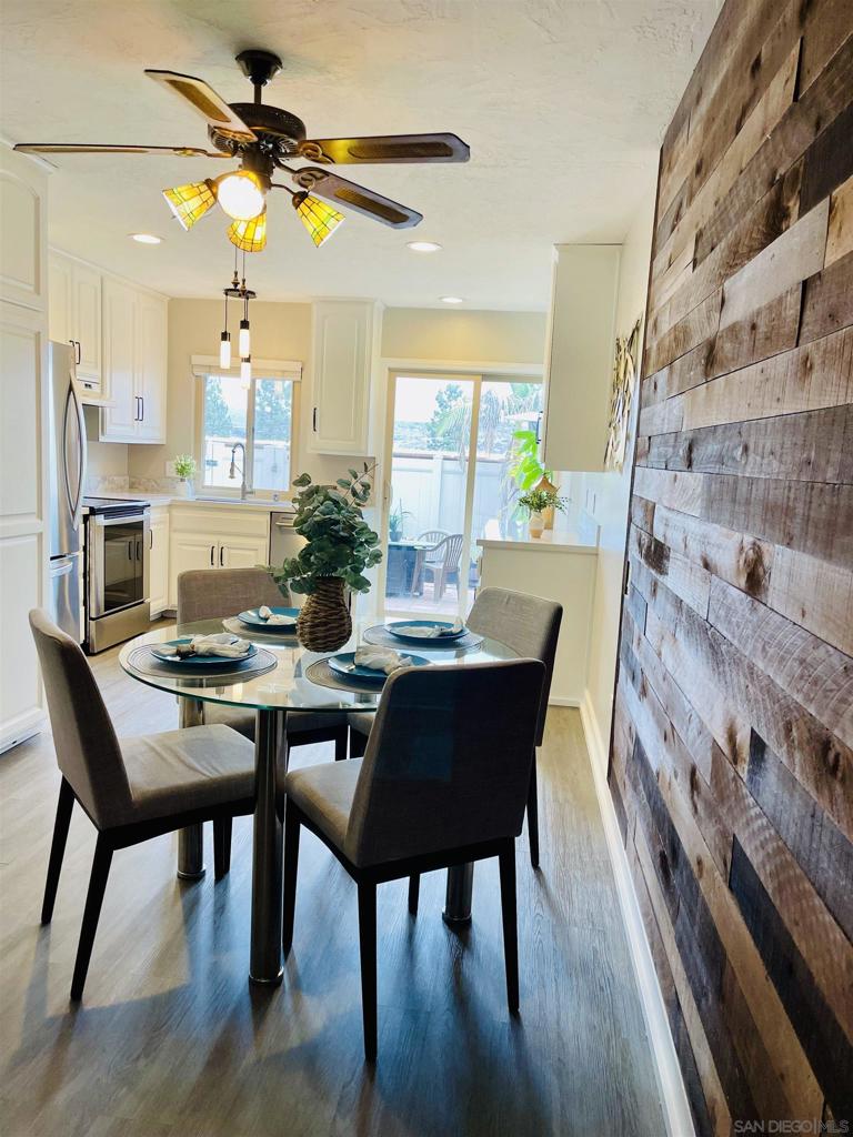 MLS #250034575SD image #17