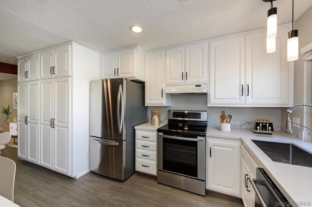 MLS #250034575SD image #22