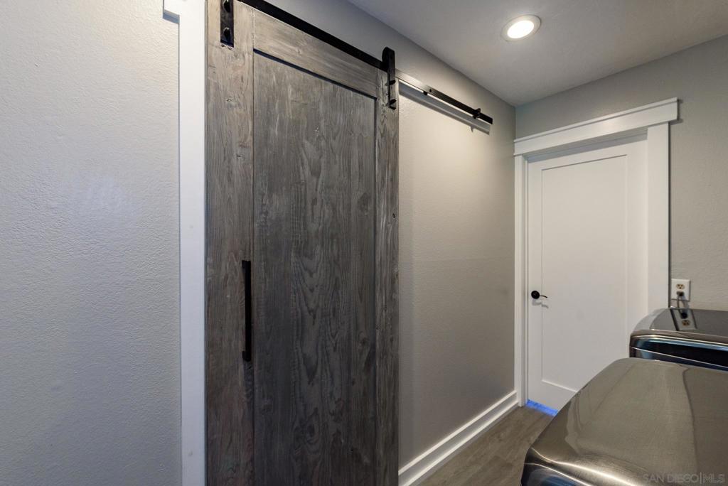 MLS #250034575SD image #27