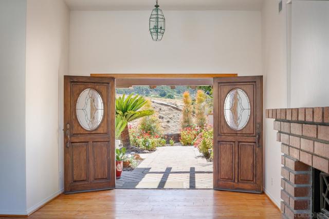 MLS #250034578SD image #13