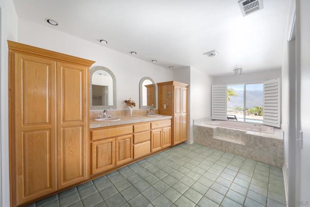 MLS #250034578SD image #24