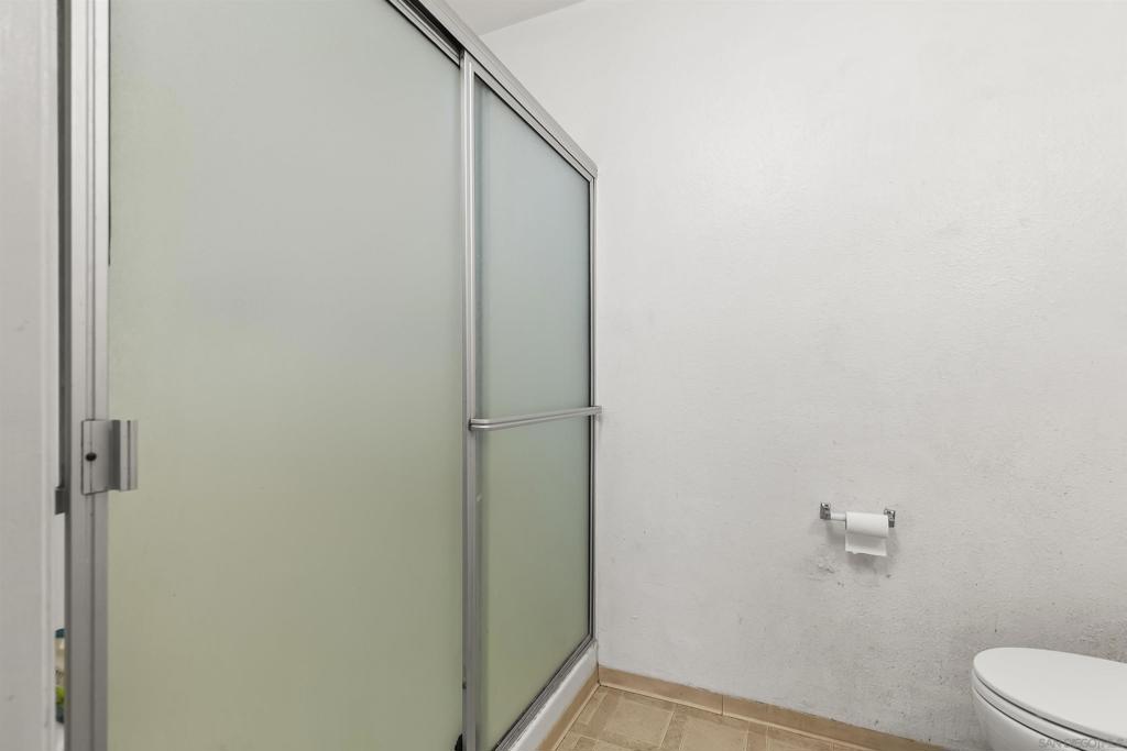 MLS #250034599SD image #9