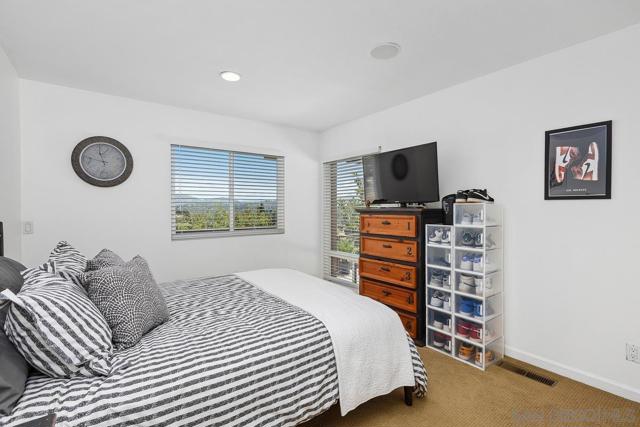 MLS #250034763SD image #19