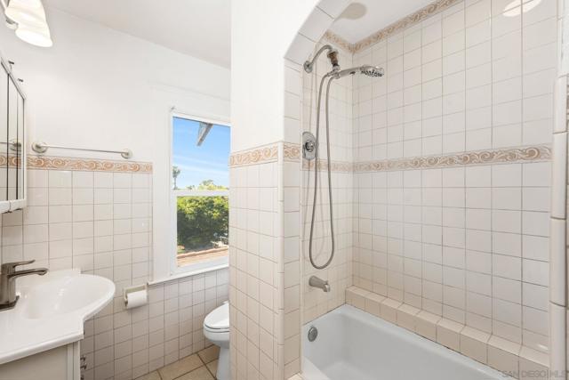 MLS #250034958SD image #23
