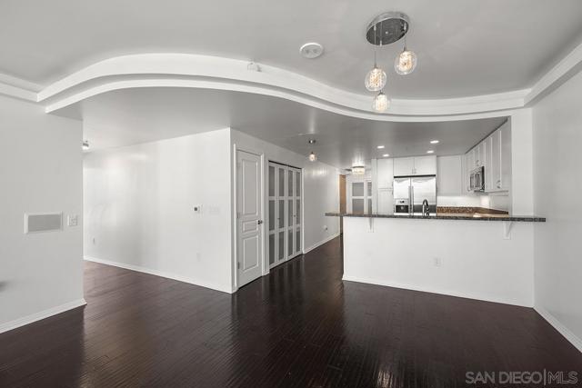 MLS #250035093SD image #13