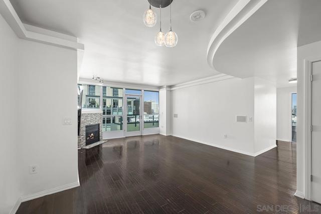 MLS #250035093SD image #3