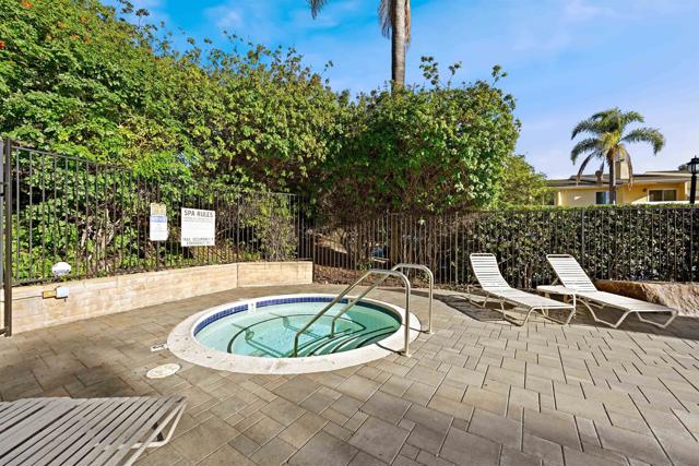 MLS #250035103SD image #24