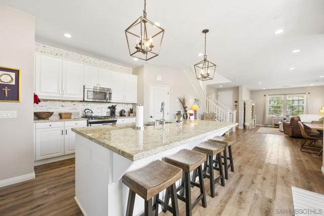 MLS #250035193SD image #11