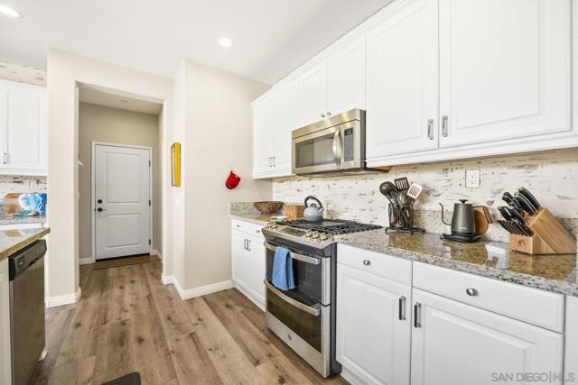 MLS #250035193SD image #13