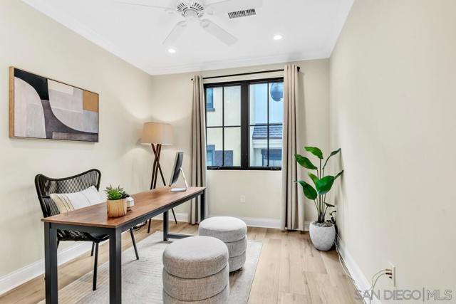 MLS #250035211SD image #12