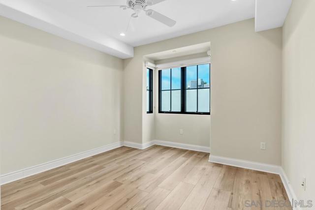 MLS #250035211SD image #20