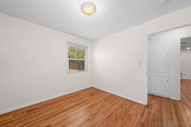 MLS #250035286SD image #12