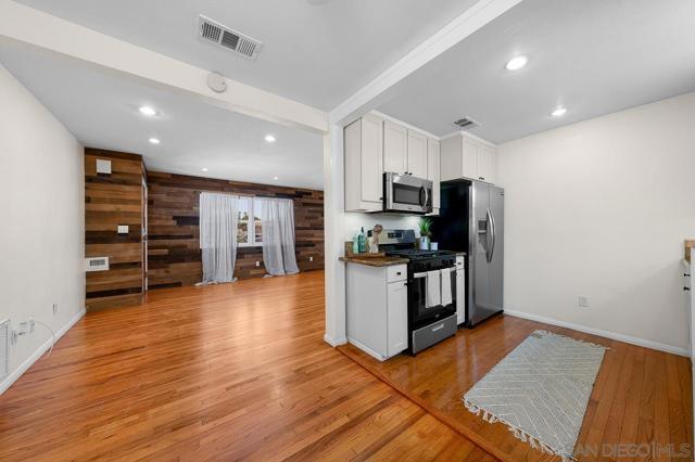 MLS #250035286SD image #6