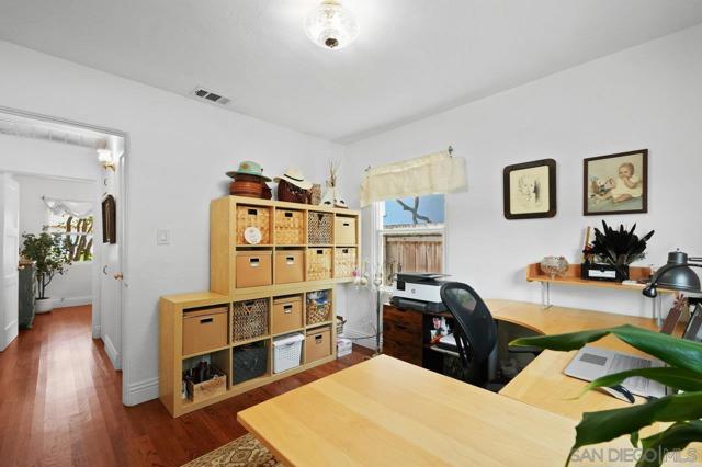 MLS #250035418SD image #19