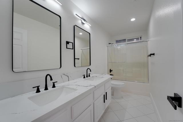 MLS #250035546SD image #33
