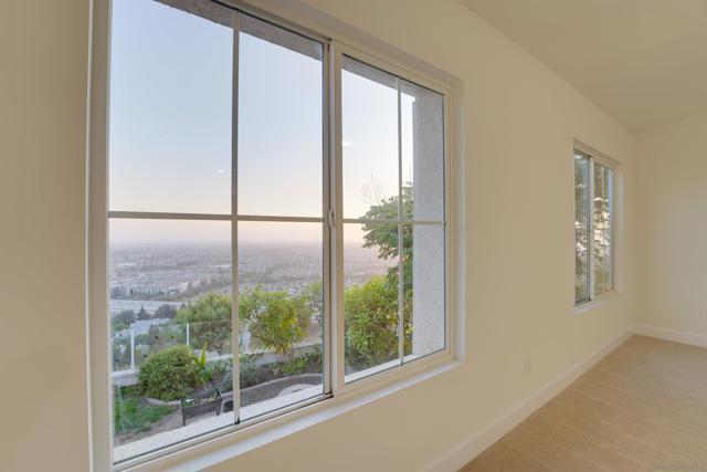 MLS #250035546SD image #39