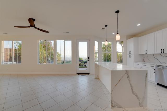 MLS #250035546SD image #9