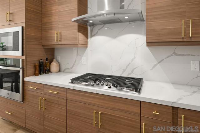 MLS #250035602SD image #11